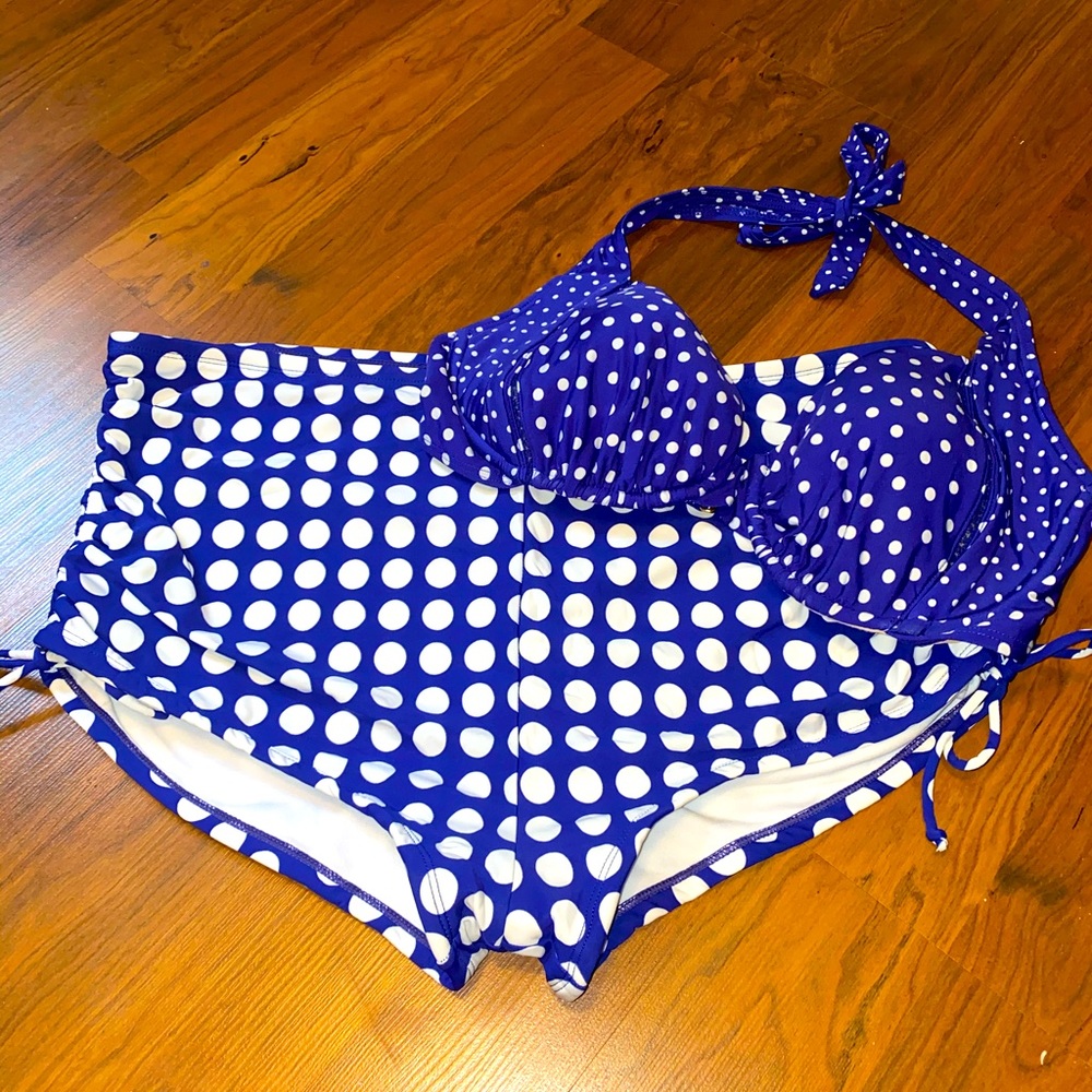Blue Polka Dot Plus Size Bikini 💙